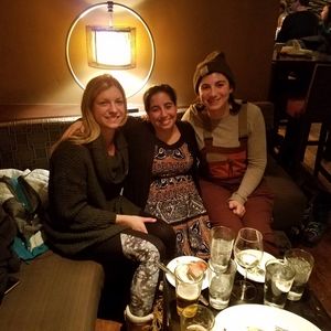 Meet your Posher, Hallie